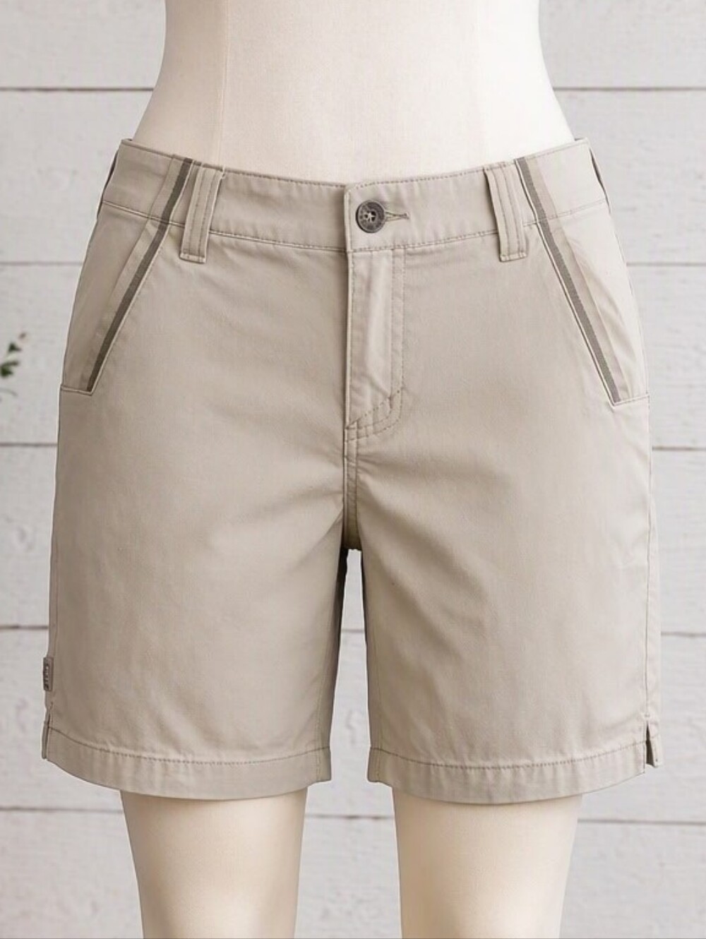 5.11 Tactical Women’s Shorts – Size 8 - Khaki